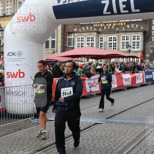 05.10.2025 - 20. swb-Marathon Bremen Yannick Fuchs http://msf.ph/oto/9246271 05.10.2025 11:12:00 Ziel 9648, 9784, 10540, 11088, 11563 meine-sportfotos.de
