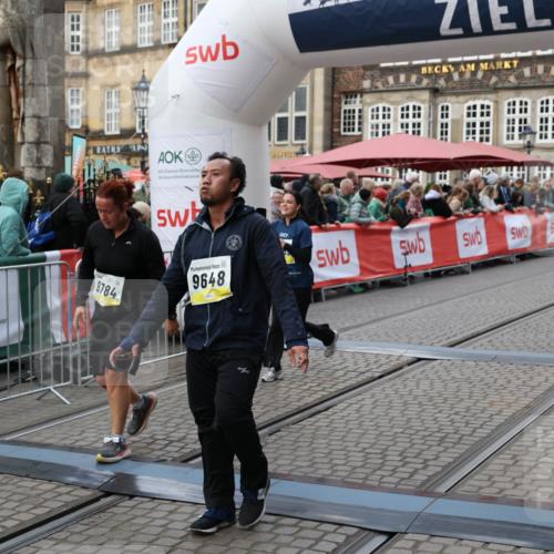 05.10.2025 - 20. swb-Marathon Bremen Yannick Fuchs http://msf.ph/oto/9246317 05.10.2025 11:12:01 Ziel 7007, 9648, 9784, 10540, 10839, 11088, 11215, 11563 meine-sportfotos.de