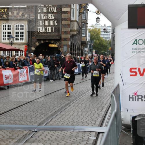 05.10.2025 - 20. swb-Marathon Bremen Yannick Fuchs http://msf.ph/oto/9246333 05.10.2025 11:12:02 Ziel 7007, 9420, 9648, 9784, 10540, 10815, 10839, 11088, 11215, 11563 meine-sportfotos.de