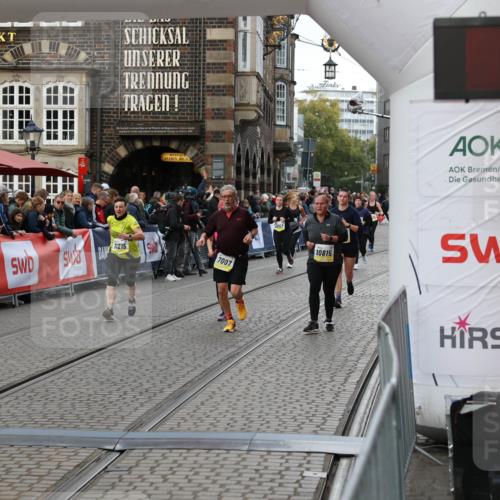 05.10.2025 - 20. swb-Marathon Bremen Yannick Fuchs http://msf.ph/oto/9246342 05.10.2025 11:12:02 Ziel 7007, 9420, 9648, 9784, 10540, 10815, 10839, 11088, 11215, 11563 meine-sportfotos.de