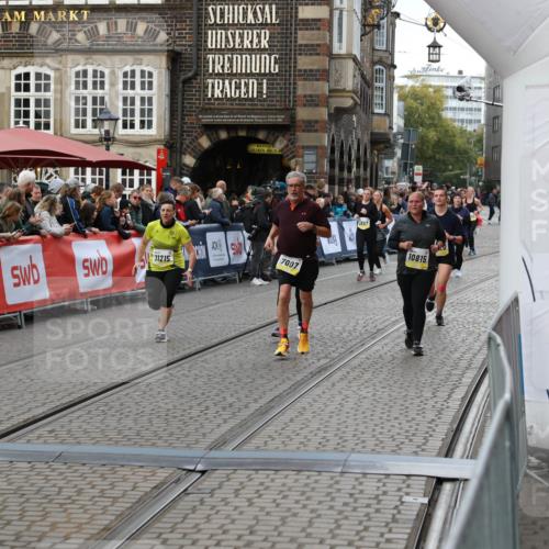 05.10.2025 - 20. swb-Marathon Bremen Yannick Fuchs http://msf.ph/oto/9246382 05.10.2025 11:12:02 Ziel 7007, 9420, 9648, 9784, 10540, 10815, 10839, 11088, 11215, 11563 meine-sportfotos.de