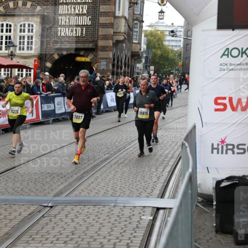 05.10.2025 - 20. swb-Marathon Bremen Yannick Fuchs http://msf.ph/oto/9246431 05.10.2025 11:12:03 Ziel 7007, 9420, 9648, 9784, 10815, 10839, 11215, 11563 meine-sportfotos.de