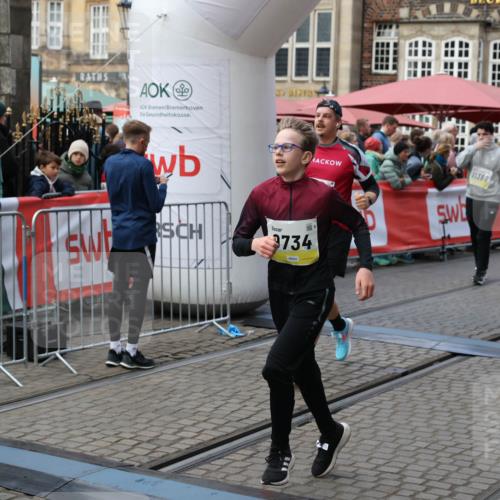 05.10.2025 - 20. swb-Marathon Bremen Yannick Fuchs http://msf.ph/oto/9246452 05.10.2025 11:10:27 Ziel 8533, 9734, 9806, 10189, 10280, 11333 meine-sportfotos.de