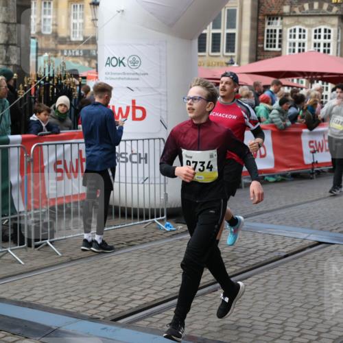 05.10.2025 - 20. swb-Marathon Bremen Yannick Fuchs http://msf.ph/oto/9246462 05.10.2025 11:10:27 Ziel 8533, 9734, 9806, 10189, 10280, 11333 meine-sportfotos.de