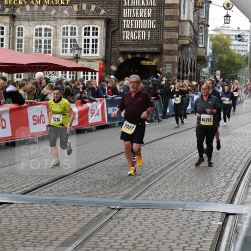 05.10.2025 - 20. swb-Marathon Bremen Yannick Fuchs http://msf.ph/oto/9246472 05.10.2025 11:12:03 Ziel 7007, 9420, 9648, 9784, 10815, 10839, 11215, 11563 meine-sportfotos.de