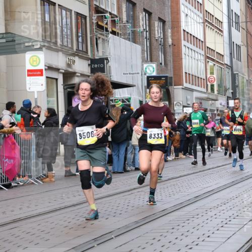05.10.2025 - 20. swb-Marathon Bremen Strokosch-Dieckow http://msf.ph/oto/9246694 05.10.2025 10:51:28 Ziel 8333, 9004, 9259, 9268, 9506, 9683, 10380, 10436, 10581, 10584, 10625, 10716, 10817, 10918, 10968, 11080, 11136, 11325, 11361, 11394, 11484, 11689, 11696, 8333, 9004, 9259, 9268, 9506, 9683, 10380, 10436, 10581, 10584, 10625, 10716, 10817, 10918, 10968, 11080, 11136, 11325, 11361, 11394, 11484, 11689, 11696 meine-sportfotos.de