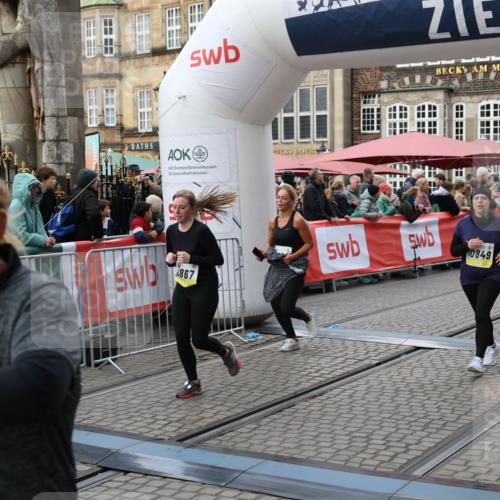 05.10.2025 - 20. swb-Marathon Bremen Yannick Fuchs http://msf.ph/oto/9246797 05.10.2025 11:12:10 Ziel 7007, 9420, 9726, 9867, 10499, 10815, 10839, 10849, 11215 meine-sportfotos.de
