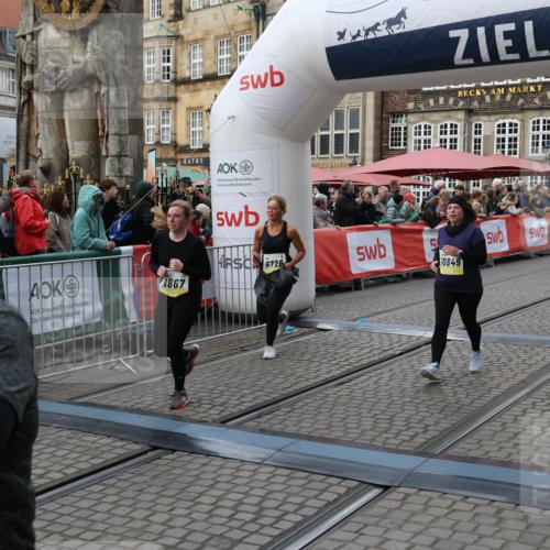 05.10.2025 - 20. swb-Marathon Bremen Yannick Fuchs http://msf.ph/oto/9246828 05.10.2025 11:12:10 Ziel 7007, 9420, 9726, 9867, 10499, 10815, 10839, 10849, 11215 meine-sportfotos.de