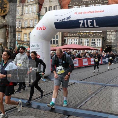 05.10.2025 - 20. swb-Marathon Bremen Yannick Fuchs http://msf.ph/oto/9246872 05.10.2025 11:10:36 Ziel 8225, 9895, 10288, 10440, 10441, 10442, 10552, 10980, 11388 meine-sportfotos.de