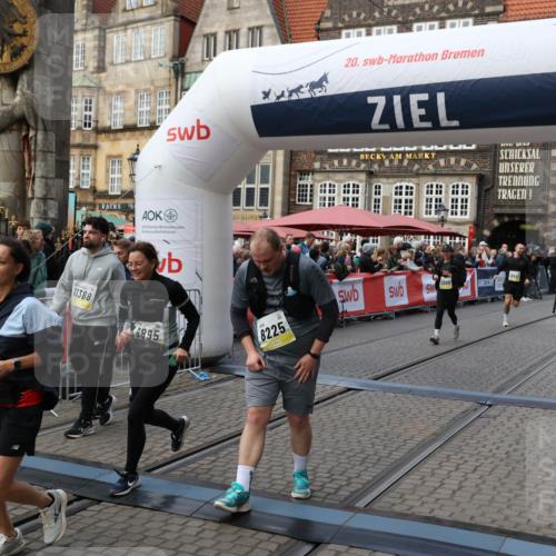 05.10.2025 - 20. swb-Marathon Bremen Yannick Fuchs http://msf.ph/oto/9246890 05.10.2025 11:10:36 Ziel 8225, 9895, 10288, 10440, 10441, 10442, 10552, 10980, 11388 meine-sportfotos.de