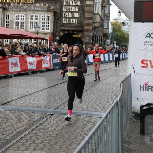 05.10.2025 - 20. swb-Marathon Bremen Yannick Fuchs http://msf.ph/oto/9246900 05.10.2025 11:12:11 Ziel 7007, 9420, 9726, 9867, 10499, 10815, 10839, 10849, 11215 meine-sportfotos.de