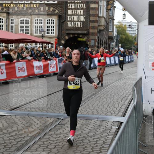 05.10.2025 - 20. swb-Marathon Bremen Yannick Fuchs http://msf.ph/oto/9246932 05.10.2025 11:12:12 Ziel 9420, 9526, 9675, 9726, 9867, 10499, 10815, 10849 meine-sportfotos.de