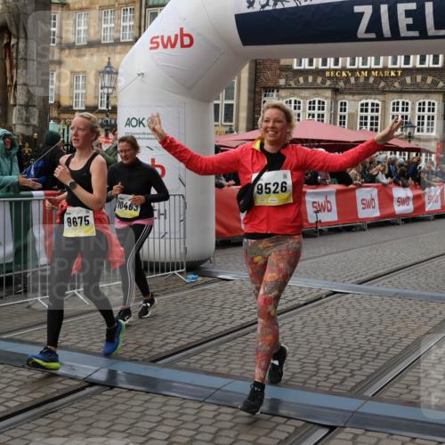 05.10.2025 - 20. swb-Marathon Bremen Yannick Fuchs http://msf.ph/oto/9247162 05.10.2025 11:12:18 Ziel 9526, 9675, 9911, 10463, 10499 meine-sportfotos.de