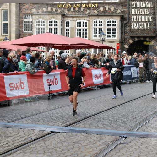 05.10.2025 - 20. swb-Marathon Bremen Yannick Fuchs http://msf.ph/oto/9247281 05.10.2025 11:10:44 Ziel 9446, 10146, 10440, 10441, 10442, 10980, 11240, 11342 meine-sportfotos.de