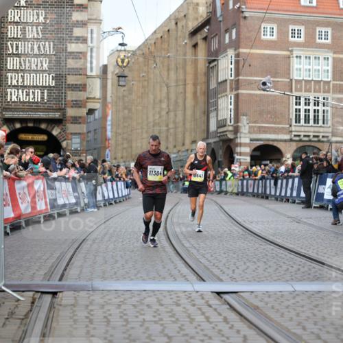 05.10.2025 - 20. swb-Marathon Bremen Yannick Fuchs http://msf.ph/oto/9247288 05.10.2025 10:43:20 Ziel 9006, 10474, 10541, 10553, 10979, 11304, 11476 meine-sportfotos.de