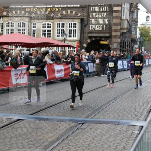 05.10.2025 - 20. swb-Marathon Bremen Yannick Fuchs http://msf.ph/oto/9247386 05.10.2025 11:10:46 Ziel 9446, 9572, 10146, 10442, 10665, 11240, 11342 meine-sportfotos.de