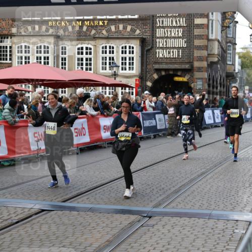 05.10.2025 - 20. swb-Marathon Bremen Yannick Fuchs http://msf.ph/oto/9247393 05.10.2025 11:10:46 Ziel 9446, 9572, 10146, 10442, 10665, 11240, 11342 meine-sportfotos.de