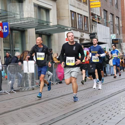 05.10.2025 - 20. swb-Marathon Bremen Strokosch-Dieckow http://msf.ph/oto/9247960 05.10.2025 10:52:28 Ziel 9187, 9209, 9214, 9284, 9439, 9501, 9517, 9581, 9830, 9918, 9985, 10064, 10308, 10309, 10514, 10548, 10779, 10833, 10955, 10997, 11012, 11382, 11417, 11587, 11722, 9187, 9209, 9214, 9284, 9439, 9501, 9517, 9581, 9830, 9918, 9985, 10064, 10308, 10309, 10514, 10548, 10779, 10833, 10955, 10997, 11012, 11382, 11417, 11587, 11722 meine-sportfotos.de