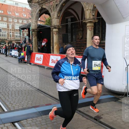 05.10.2025 - 20. swb-Marathon Bremen Yannick Fuchs http://msf.ph/oto/9248014 05.10.2025 10:52:41 Ziel 8888, 9439, 9903, 10241, 10327, 10388, 10548, 10608, 11283, 11387, 11413 meine-sportfotos.de