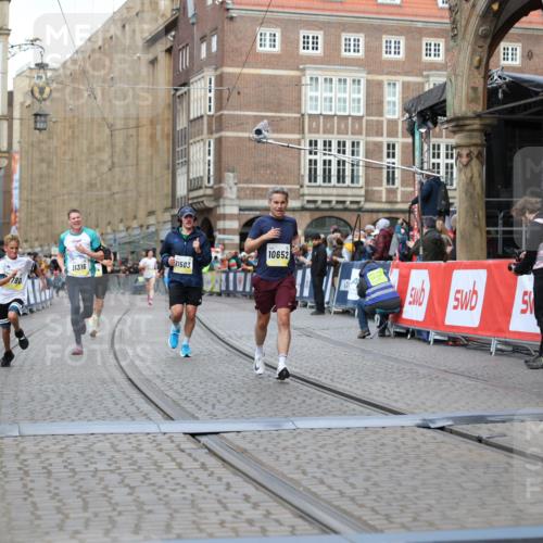 05.10.2025 - 20. swb-Marathon Bremen Yannick Fuchs http://msf.ph/oto/9248603 05.10.2025 10:44:09 Ziel 9614, 9865, 10351, 10652, 10780, 11256, 11316, 11503, 11683 meine-sportfotos.de