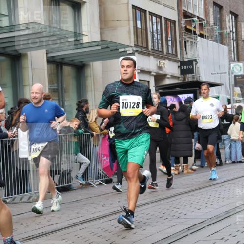 05.10.2025 - 20. swb-Marathon Bremen Strokosch-Dieckow http://msf.ph/oto/9248733 05.10.2025 10:52:53 Ziel 7193, 7251, 9263, 9449, 9539, 9650, 9703, 9717, 9834, 9868, 9956, 10057, 10064, 10128, 10242, 10302, 10317, 10335, 10349, 10460, 10466, 10539, 10806, 10958, 10993, 11174, 11175, 11259, 11300, 11377, 11398, 11411, 11450, 11510, 11512, 11616, 7193, 7251, 9263, 9449, 9539, 9650, 9703, 9717, 9834, 9868, 9956, 10057, 10064, 10128, 10242, 10302, 10317, 10335, 10349, 10460, 10466, 10539, 10806, 10958, 10993, 11174, 11398, 11450 meine-sportfotos.de