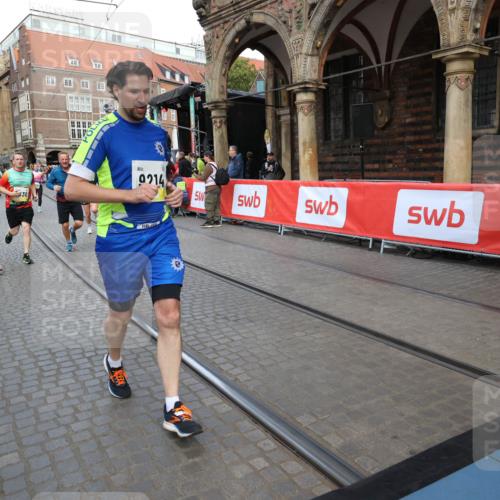 05.10.2025 - 20. swb-Marathon Bremen Yannick Fuchs http://msf.ph/oto/9248759 05.10.2025 10:52:55 Ziel 9214, 9284, 9501, 9517, 9581, 9830, 9985, 10308, 10309, 10514, 10833, 10997, 11012, 11382, 11417, 11587 meine-sportfotos.de
