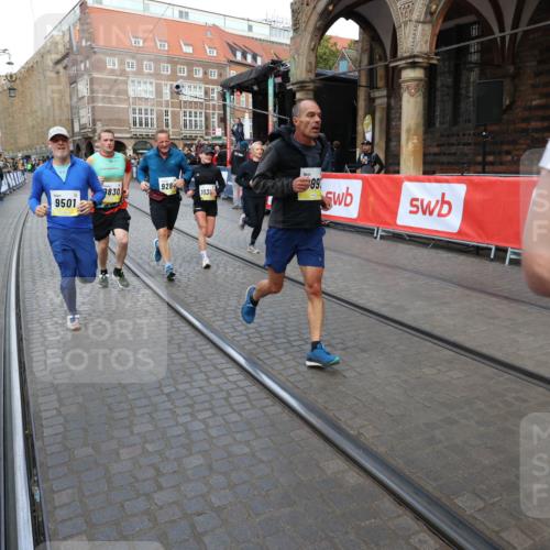 05.10.2025 - 20. swb-Marathon Bremen Yannick Fuchs http://msf.ph/oto/9248812 05.10.2025 10:52:55 Ziel 9214, 9284, 9501, 9517, 9581, 9830, 9985, 10308, 10309, 10514, 10833, 10997, 11012, 11382, 11417, 11587 meine-sportfotos.de