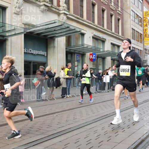 05.10.2025 - 20. swb-Marathon Bremen Strokosch-Dieckow http://msf.ph/oto/9248975 05.10.2025 10:53:04 Ziel 7193, 7251, 9238, 9263, 9449, 9461, 9464, 9539, 9569, 9717, 9834, 9868, 9956, 9957, 10057, 10242, 10302, 10310, 10317, 10335, 10369, 10460, 10468, 10655, 10806, 10934, 10958, 10993, 11174, 11175, 11246, 11377, 11510, 11512, 11545, 11616, 11716, 7193, 7251, 9238, 9263, 9449, 9461, 9464, 9539, 9569, 9717, 9834, 9868, 9956, 9957, 10057, 10242, 10302, 10310, 10317, 10335, 10369, 10460, 10468, 10655, 10806, 10934, 10958, 10993, 11174, 11246 meine-sportfotos.de