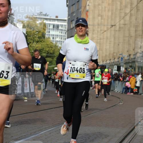 05.10.2025 - 20. swb-Marathon Bremen Strokosch-Dieckow http://msf.ph/oto/9249410 05.10.2025 11:00:19 Ziel 7215, 9495, 10067, 10217, 10406, 10492, 10504, 10794, 10985, 11063, 11263, 11424, 11699 meine-sportfotos.de