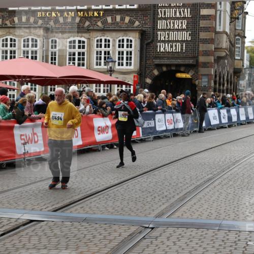 05.10.2025 - 20. swb-Marathon Bremen Yannick Fuchs http://msf.ph/oto/9249475 05.10.2025 11:13:11 Ziel 10041, 11118, 11170, 11494 meine-sportfotos.de