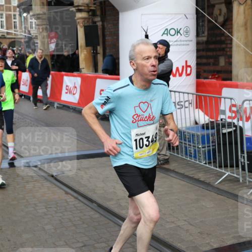 05.10.2025 - 20. swb-Marathon Bremen Yannick Fuchs http://msf.ph/oto/9249572 05.10.2025 10:53:19 Ziel 9449, 9703, 9834, 10128, 10242, 10349, 10460, 10466, 10958, 11300, 11377, 11512 meine-sportfotos.de
