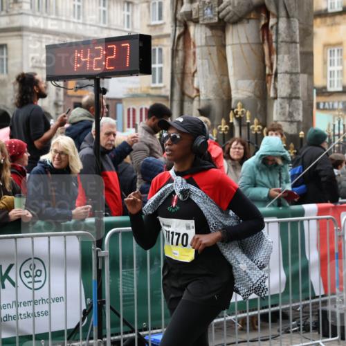 05.10.2025 - 20. swb-Marathon Bremen Yannick Fuchs http://msf.ph/oto/9249704 05.10.2025 11:13:16 Ziel 11170, 11494 meine-sportfotos.de