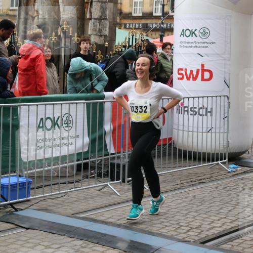 05.10.2025 - 20. swb-Marathon Bremen Yannick Fuchs http://msf.ph/oto/9249952 05.10.2025 11:13:22 Ziel 9891, 11332 meine-sportfotos.de