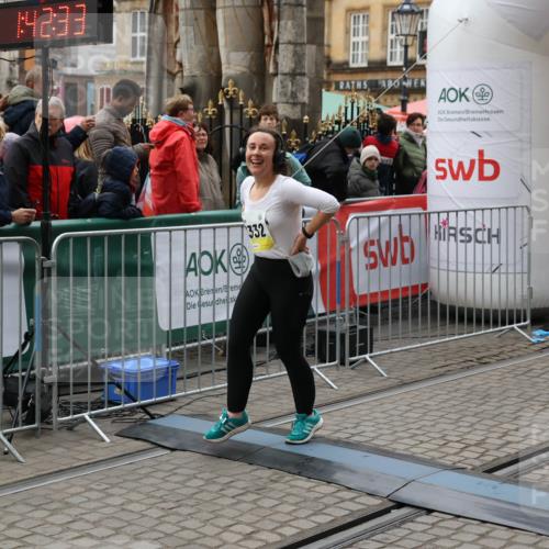 05.10.2025 - 20. swb-Marathon Bremen Yannick Fuchs http://msf.ph/oto/9249978 05.10.2025 11:13:22 Ziel 9891, 11332 meine-sportfotos.de