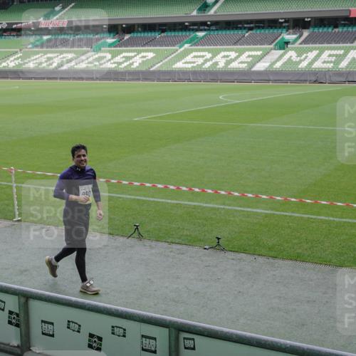 05.10.2025 - 20. swb-Marathon Bremen Michael Burmester http://msf.ph/oto/9250049 05.10.2025 10:40:03 Laufen im Stadion 7654, 7779, 7789, 7799, 7979, 9002, 9180, 9186, 9220, 9228, 9241, 9275, 9286, 9308, 9315, 9325, 9387, 9419, 9423, 9491, 9523, 9552, 9554, 9571, 9615, 9619, 9623, 9644, 9661, 9662, 9713, 9721, 9780, 9786, 9866, 9901, 9931, 9976, 10018, 10021, 10025, 10157, 10160, 10185, 10192, 10207, 10238, 10286, 10289, 10374, 10383, 10422, 10426, 10451, 10462, 10531, 10532, 10542, 10567, 10587, 10597, 10603, 10604, 10619, 10674, 10699, 10737, 10749, 11090, 11270, 7654, 9224 meine-sportfotos.de