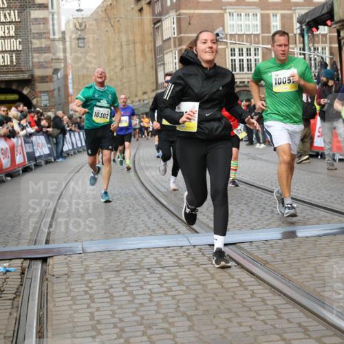 05.10.2025 - 20. swb-Marathon Bremen Yannick Fuchs http://msf.ph/oto/9250373 05.10.2025 10:53:31 Ziel 7193, 7251, 9263, 9539, 9717, 9868, 9957, 10057, 10302, 10317, 10335, 10655, 10993, 11174, 11175, 11616, 11716 meine-sportfotos.de