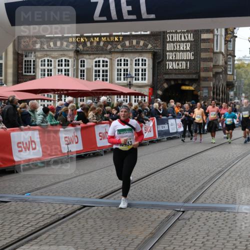 05.10.2025 - 20. swb-Marathon Bremen Yannick Fuchs http://msf.ph/oto/9250433 05.10.2025 11:13:44 Ziel 10273, 10433 meine-sportfotos.de