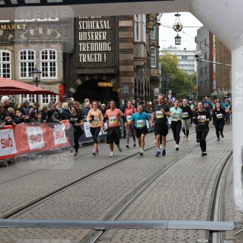 05.10.2025 - 20. swb-Marathon Bremen Yannick Fuchs http://msf.ph/oto/9250498 05.10.2025 11:13:45 Ziel 9242, 10433 meine-sportfotos.de