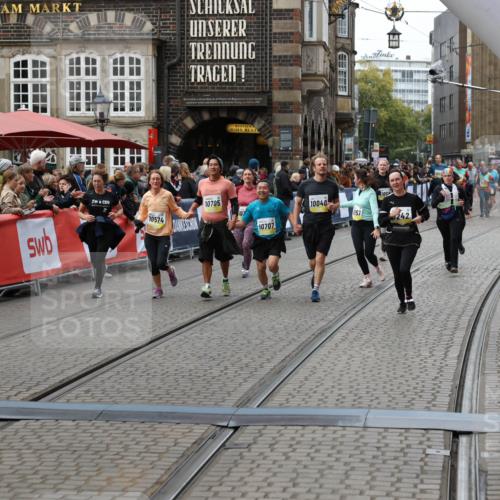 05.10.2025 - 20. swb-Marathon Bremen Yannick Fuchs http://msf.ph/oto/9250568 05.10.2025 11:13:47 Ziel 9242, 9899, 10040, 10364, 10433, 10574, 10705, 10707, 10957, 11264, 11385 meine-sportfotos.de