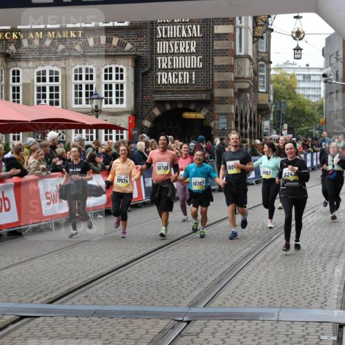 05.10.2025 - 20. swb-Marathon Bremen Yannick Fuchs http://msf.ph/oto/9250593 05.10.2025 11:13:47 Ziel 9242, 9899, 10040, 10364, 10433, 10574, 10705, 10707, 10957, 11264, 11385 meine-sportfotos.de