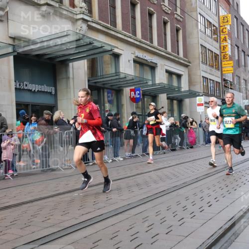 05.10.2025 - 20. swb-Marathon Bremen Strokosch-Dieckow http://msf.ph/oto/9250645 05.10.2025 10:54:02 Ziel 9367, 9392, 9402, 9407, 9574, 9633, 9900, 9935, 10032, 10097, 10178, 10234, 10296, 10402, 10533, 10768, 10810, 10915, 11040, 11045, 11089, 11203, 11271, 11449, 9367, 9392, 9402, 9407, 9574, 9633, 9900, 9935, 10032, 10097, 10178, 10234, 10296, 10402, 10533, 10768, 10810, 10915, 11040, 11045, 11089, 11203, 11271, 11449 meine-sportfotos.de