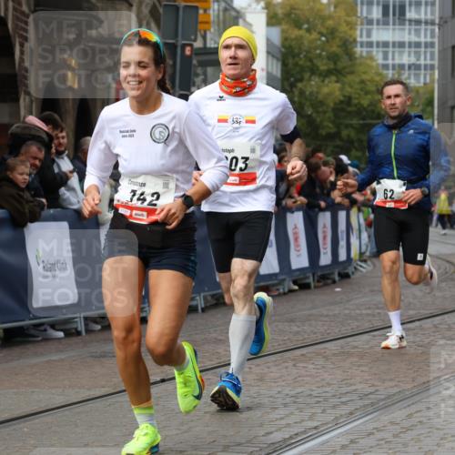 05.10.2025 - 20. swb-Marathon Bremen Strokosch-Dieckow http://msf.ph/oto/9250654 05.10.2025 12:48:35 Ziel 62, 603, 742 meine-sportfotos.de