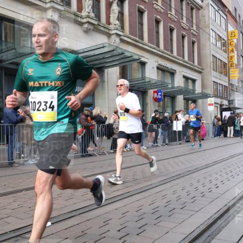 05.10.2025 - 20. swb-Marathon Bremen Strokosch-Dieckow http://msf.ph/oto/9250700 05.10.2025 10:54:04 Ziel 9367, 9392, 9402, 9407, 9574, 9633, 9900, 9935, 10032, 10097, 10178, 10234, 10296, 10402, 10533, 10768, 10810, 10915, 11040, 11045, 11089, 11203, 11271, 11449, 9367, 9392, 9402, 9407, 9574, 9633, 9900, 9935, 10032, 10097, 10178, 10234, 10296, 10402, 10533, 10768, 10810, 10915, 11040, 11045, 11089, 11203, 11271, 11449 meine-sportfotos.de