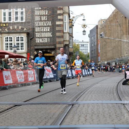05.10.2025 - 20. swb-Marathon Bremen Yannick Fuchs http://msf.ph/oto/9251686 05.10.2025 10:45:07 Ziel 9202, 9590, 9678, 10568, 10633, 10851, 11362 meine-sportfotos.de