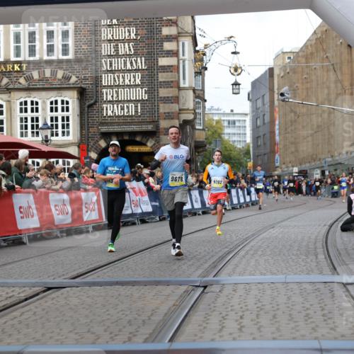 05.10.2025 - 20. swb-Marathon Bremen Yannick Fuchs http://msf.ph/oto/9251693 05.10.2025 10:45:07 Ziel 9202, 9590, 9678, 10568, 10633, 10851, 11362 meine-sportfotos.de