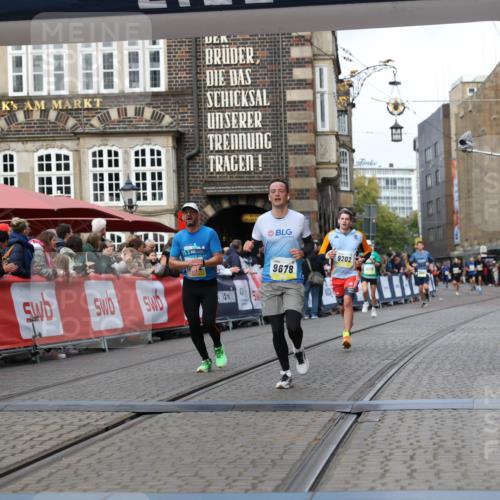 05.10.2025 - 20. swb-Marathon Bremen Yannick Fuchs http://msf.ph/oto/9251736 05.10.2025 10:45:07 Ziel 9202, 9590, 9678, 10568, 10633, 10851, 11362 meine-sportfotos.de