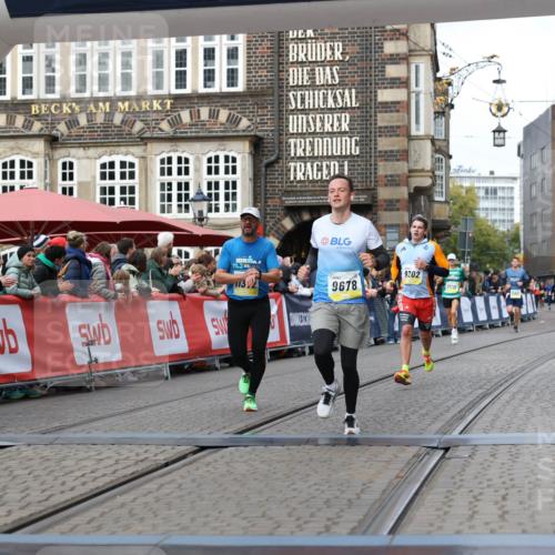 05.10.2025 - 20. swb-Marathon Bremen Yannick Fuchs http://msf.ph/oto/9251757 05.10.2025 10:45:08 Ziel 9202, 9590, 9678, 10568, 10633, 10851, 11362 meine-sportfotos.de