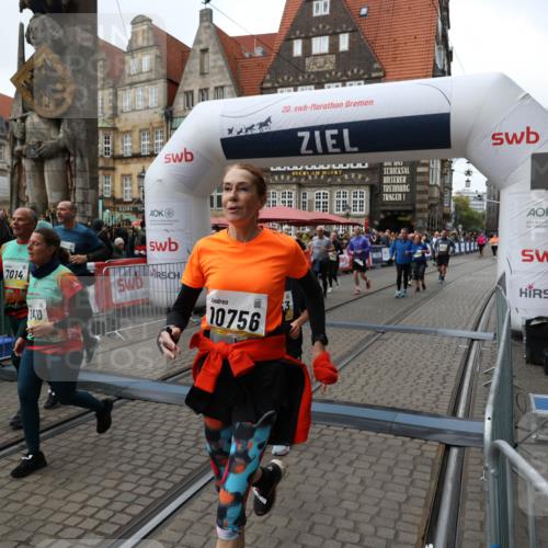 05.10.2025 - 20. swb-Marathon Bremen Yannick Fuchs http://msf.ph/oto/9251758 05.10.2025 11:14:03 Ziel 7014, 7410, 9631, 9667, 9946, 10000, 10036, 10512, 10671, 10721, 10756, 10842, 11541, 11548, 11652, 11653 meine-sportfotos.de