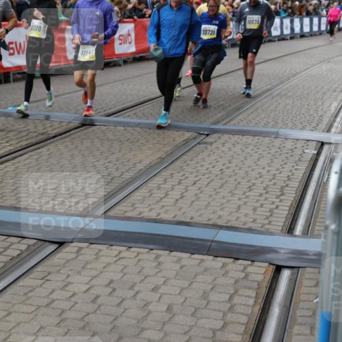 05.10.2025 - 20. swb-Marathon Bremen Yannick Fuchs http://msf.ph/oto/9251876 05.10.2025 11:14:05 Ziel 7014, 7410, 9342, 9631, 9667, 9946, 10000, 10036, 10512, 10671, 10721, 10756, 10842, 11541, 11548, 11652, 11653 meine-sportfotos.de
