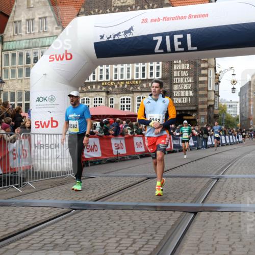 05.10.2025 - 20. swb-Marathon Bremen Yannick Fuchs http://msf.ph/oto/9251928 05.10.2025 10:45:10 Ziel 9202, 9590, 9678, 10568, 10633, 10851, 11362, 11715 meine-sportfotos.de